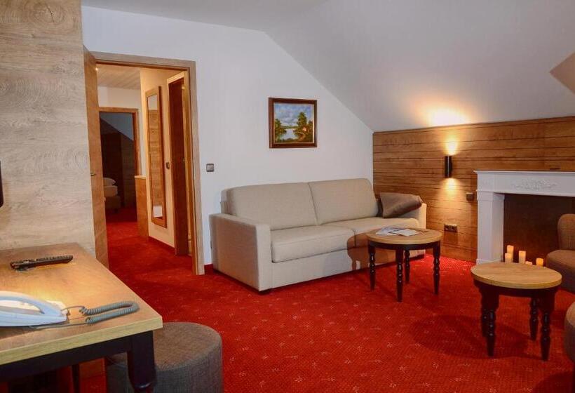 Apartamento 2 Dormitórios, Alpenhof