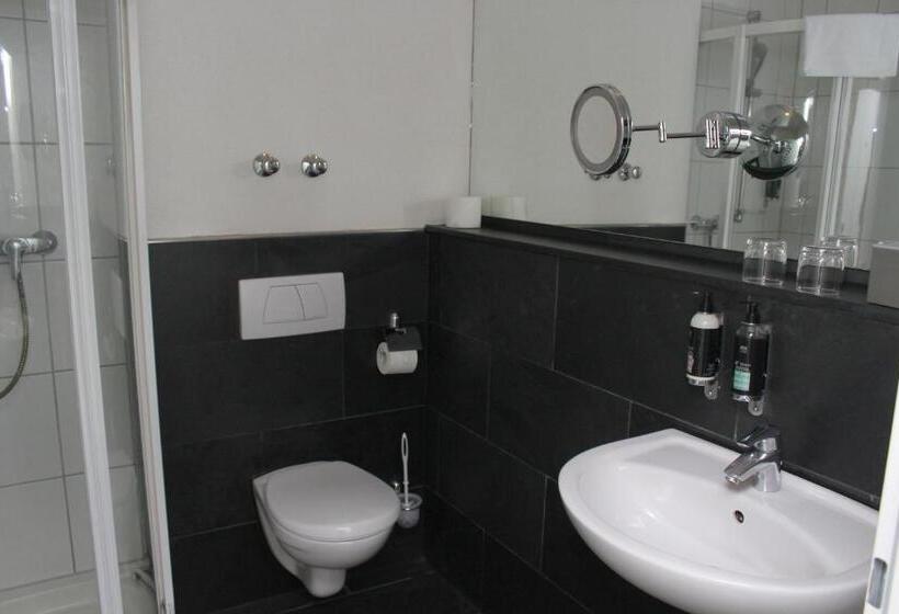 スタンダードルーム, Am Hirschgarten