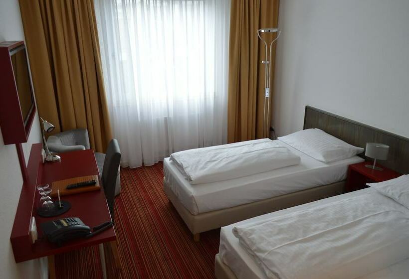 غرفة قياسية, Astra