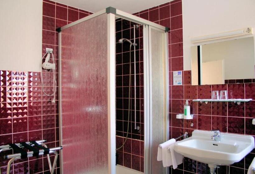 غرفة قياسية فردية, Fernblick