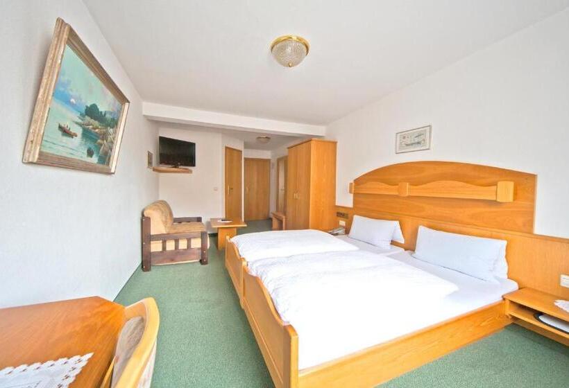 Quarto Estandar, Goldener Sternen