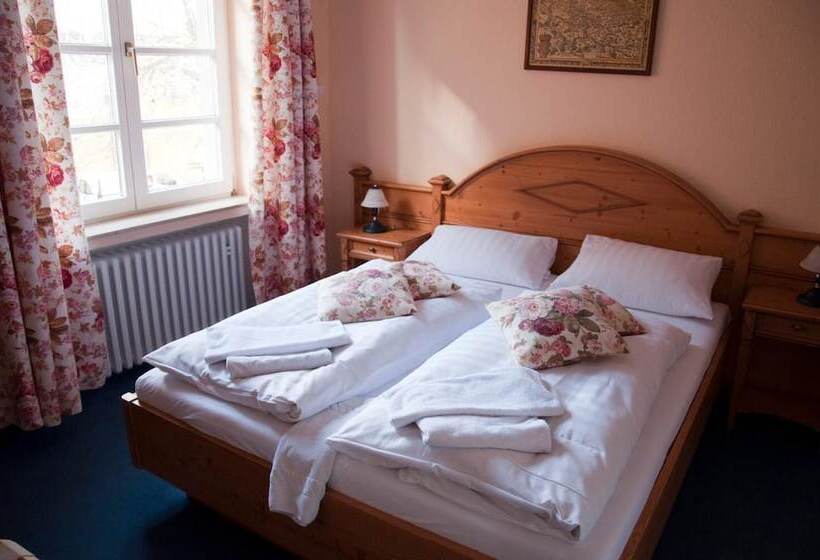 스탠다드 룸, Haus Schlesien