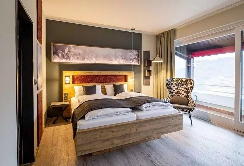 Deluxe Room with Balcony, Hegenbarth S