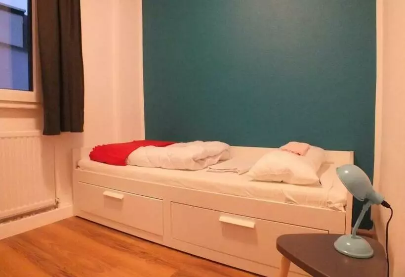 اتاق استاندارد یک نفره, Hostel 45