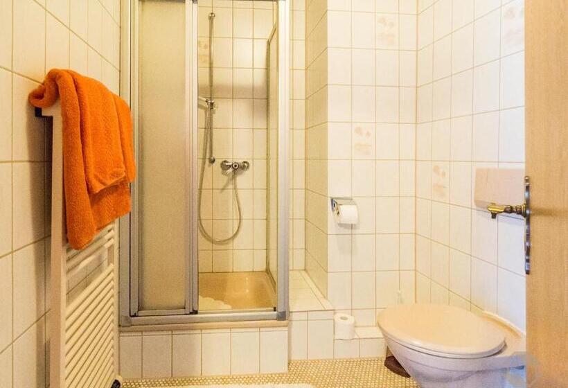 Номер Стандарт, Restaurant Alte Linde