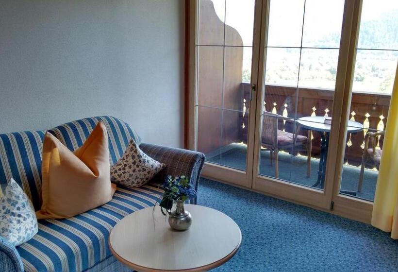 Standard Room, Restaurant Neu Meran