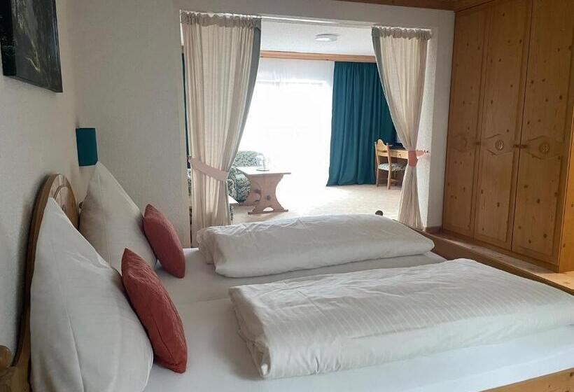 Suite, Restaurant Neu Meran