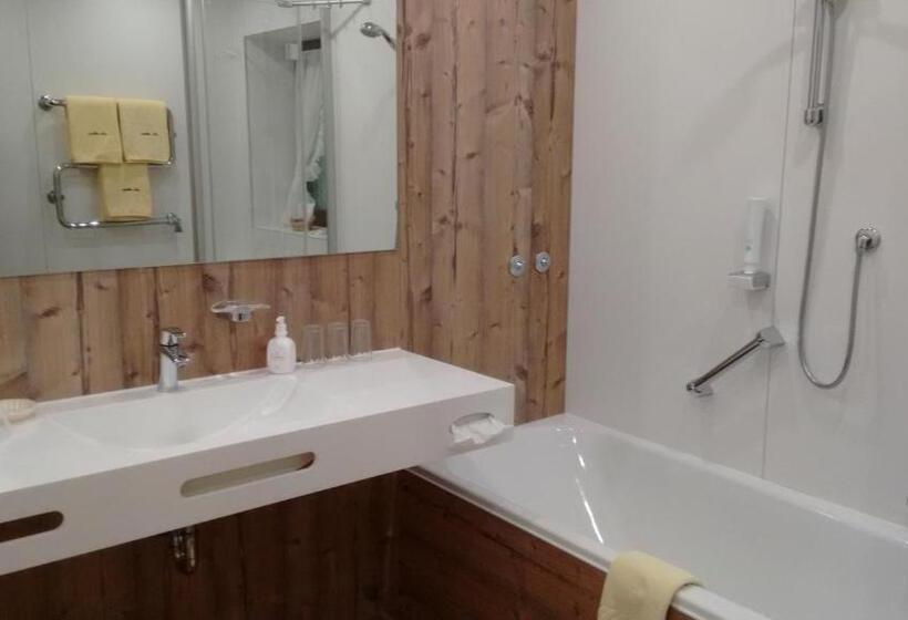 Family Room, Restaurant Neu Meran