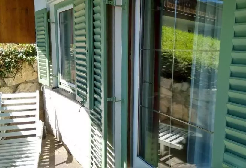 ファミリールーム, Restaurant Neu Meran