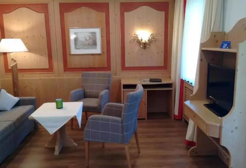 ファミリールーム, Restaurant Neu Meran