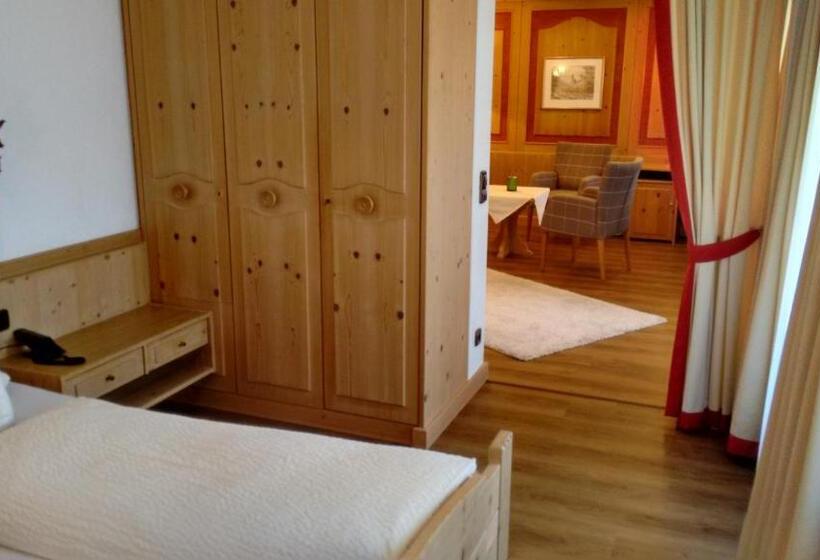 Family Room, Restaurant Neu Meran