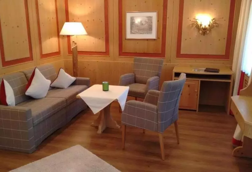 ファミリールーム, Restaurant Neu Meran