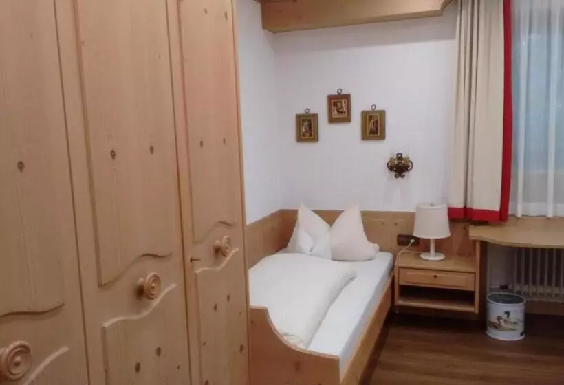 ファミリールーム, Restaurant Neu Meran