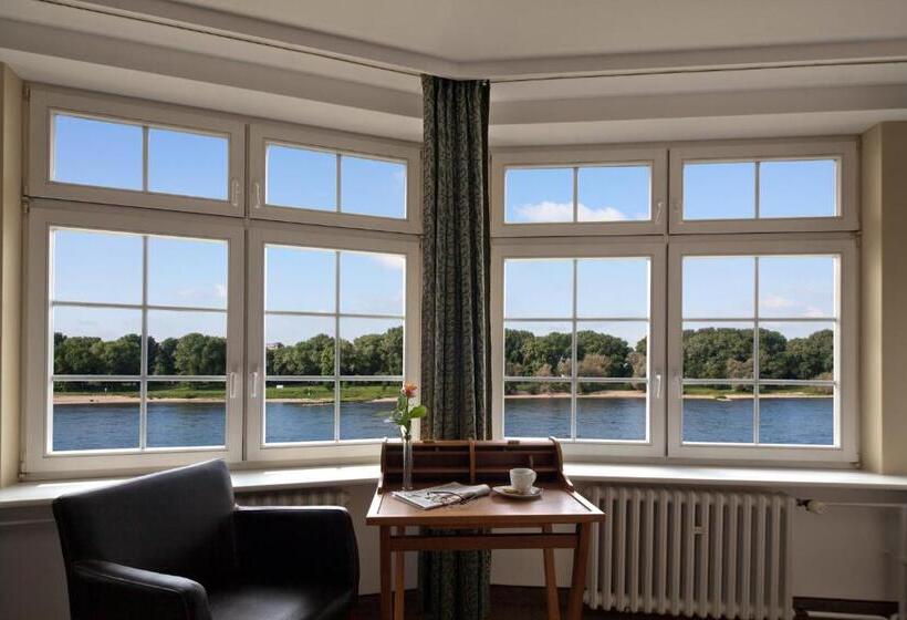 Junior Suite, Schnellenburg
