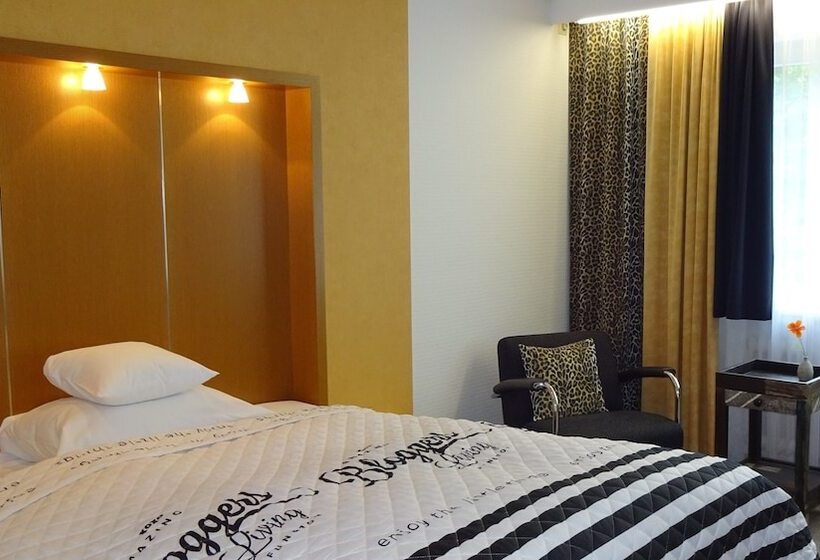 Ekonomiskt Enkelrum, Scholz