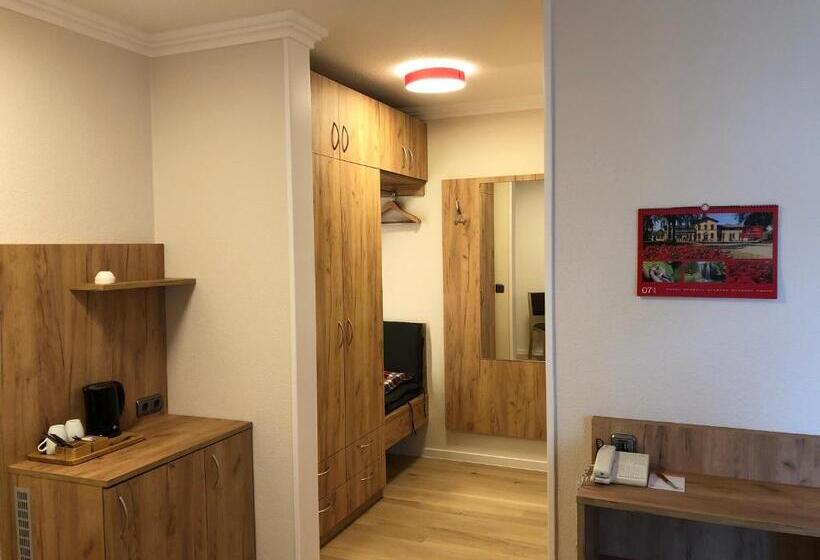 סוויטת קומפורט, Sonnenhügel