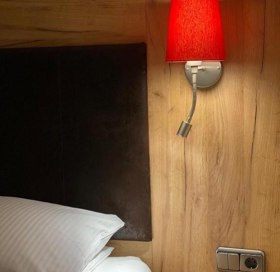 חדר קומפורט, Sonnenhügel