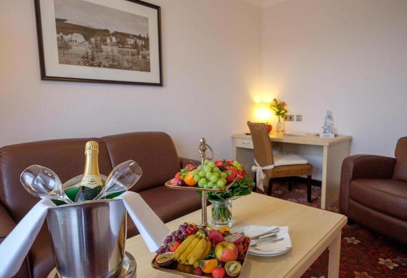 اتاق خانوادگی, Walpurgishof