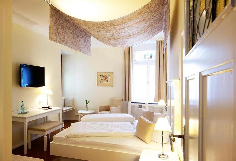 Номер Комфорт, Romantik Hotel Barbarossa