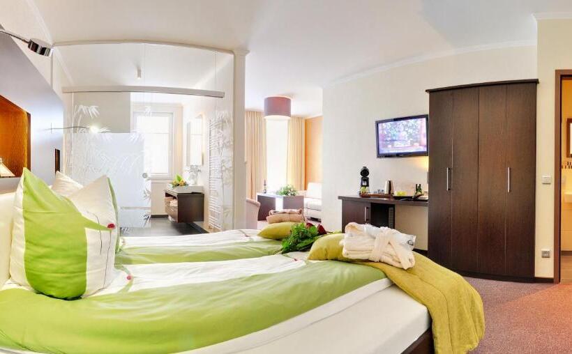 Suite met Terras, Vakantiehotel Der Brabander