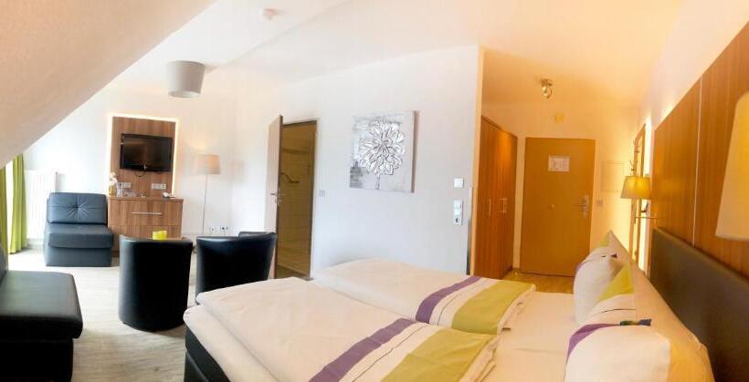 ロイヤルルーム, Vakantiehotel Der Brabander