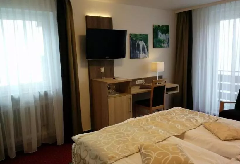 バルコニー付きスタンダードルーム, Wellness Hotel Garni Krone