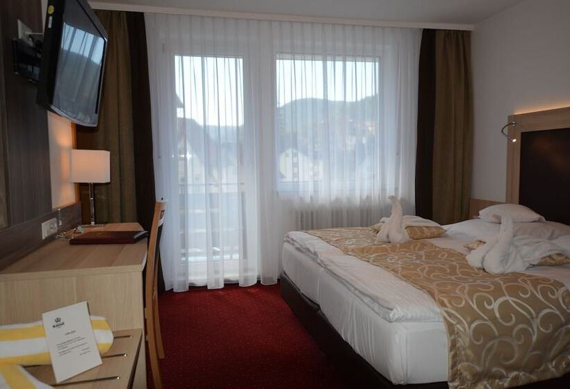 חדר סטנדרט עם מרפסת, Wellness Hotel Garni Krone