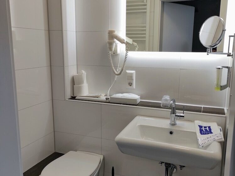 חדר סטנדרט יחיד, Wellness Hotel Garni Krone