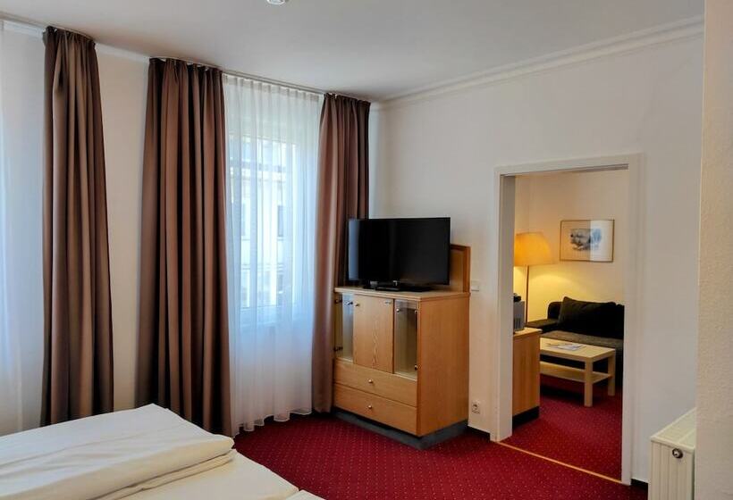 סוויטה, Wellness Hotel Garni Krone