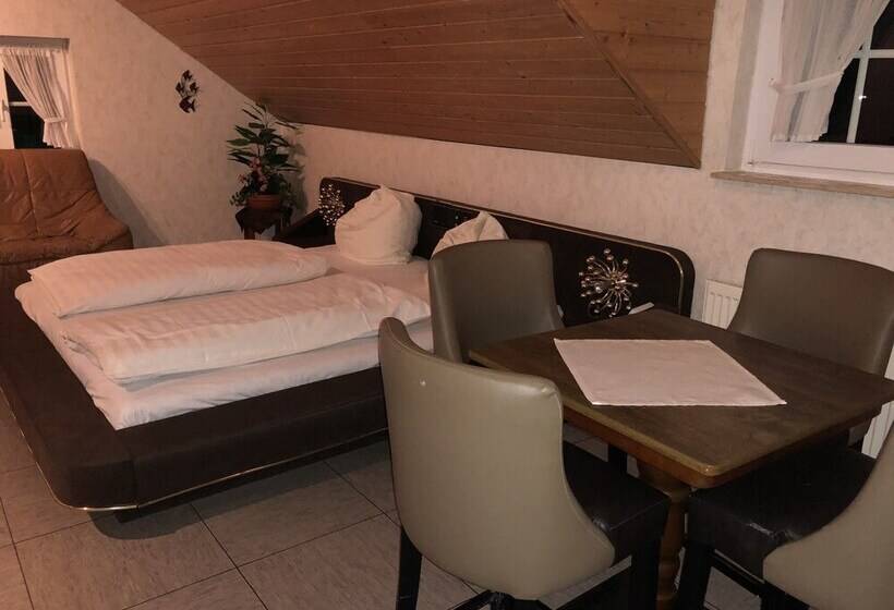 패밀리 룸, Landhaus Koln