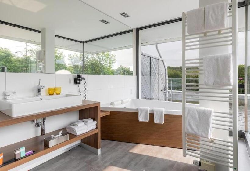 테라스 주니어 스위트, Das Vesper