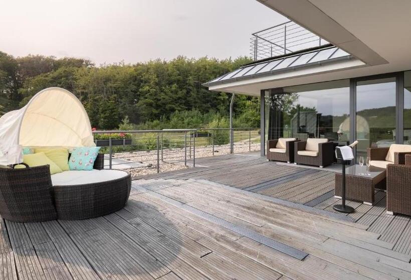 테라스 주니어 스위트, Das Vesper