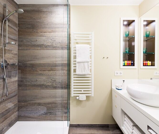 컴포트 룸, Das Vesper