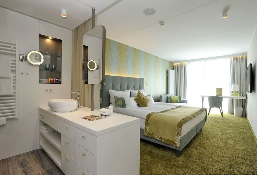 컴포트 룸, Das Vesper