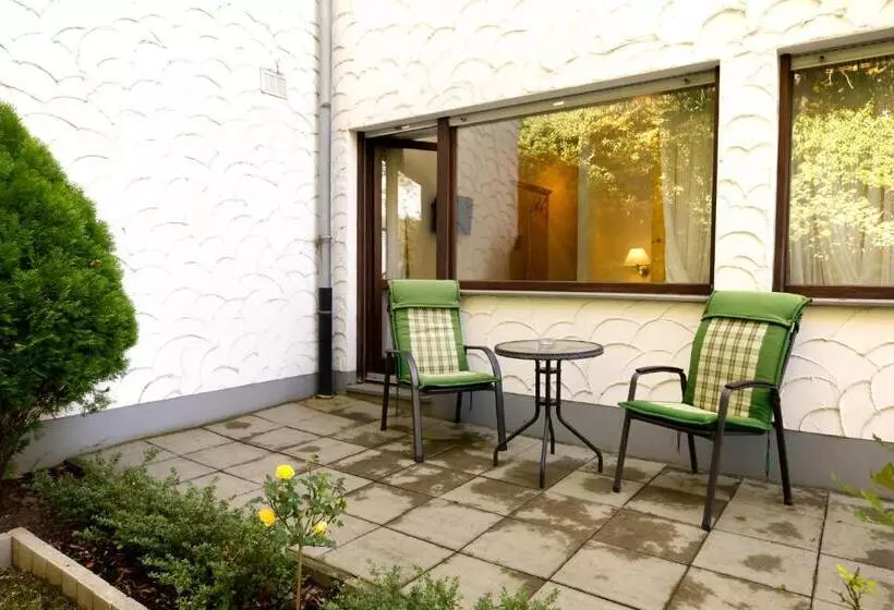Basic Yhden Hengen Huone, Parkhotel Hammerberg