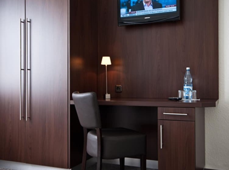 Номер Стандарт, Am Oppspring