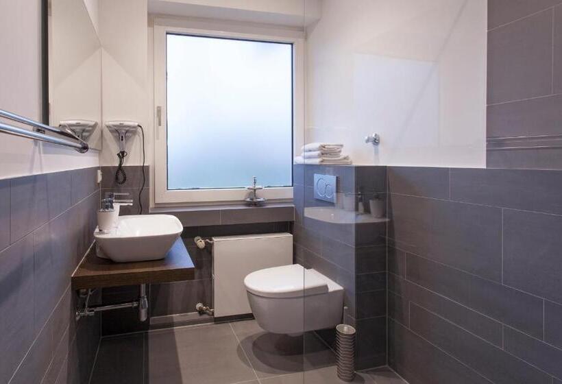 غرفة قياسية, Angerland Garni