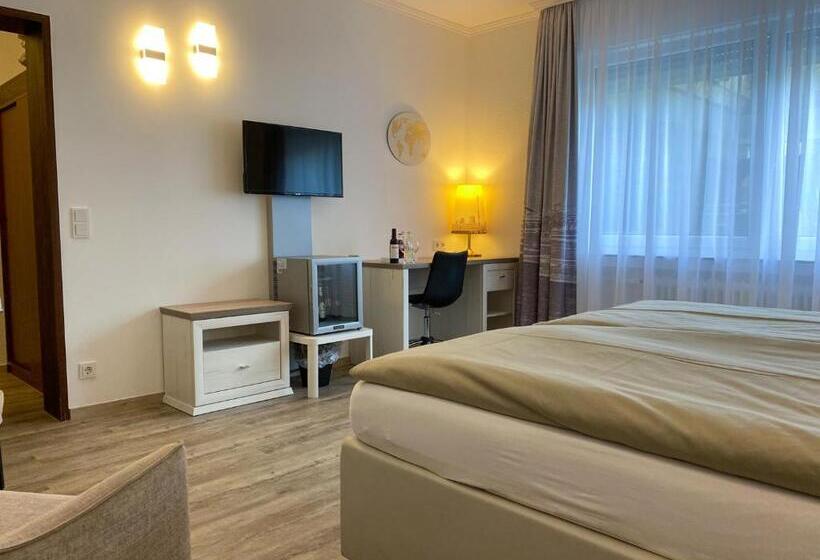 غرفة قياسية, Angerland Garni