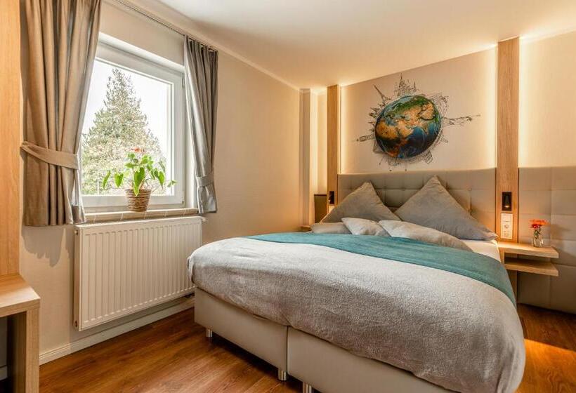 标准间, Auszeit Neunkirchen Seelscheid