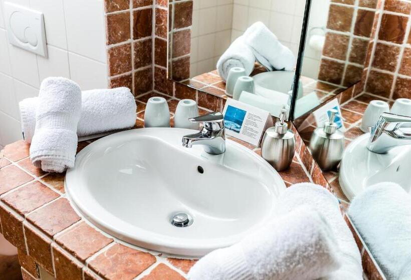 패밀리 룸, Auszeit Neunkirchen Seelscheid