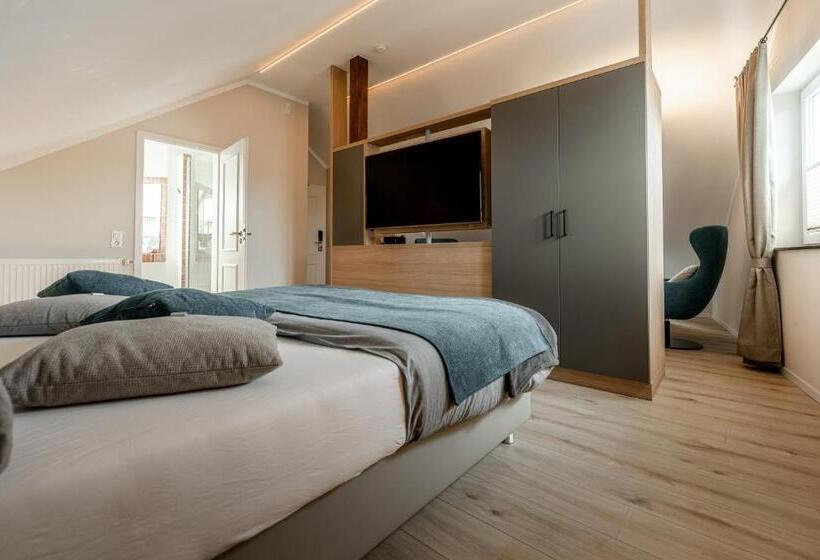 패밀리 룸, Auszeit Neunkirchen Seelscheid