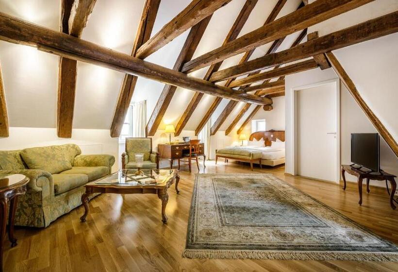 スーペリアールーム, Bohemian