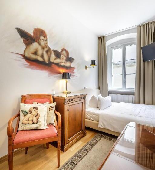 スタンダードシングルルーム, Bohemian