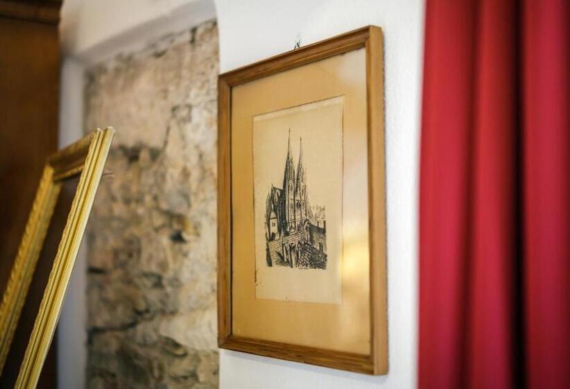 スーペリアールーム, Bohemian