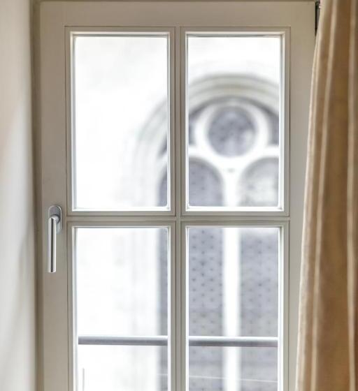 スーペリアールーム, Bohemian