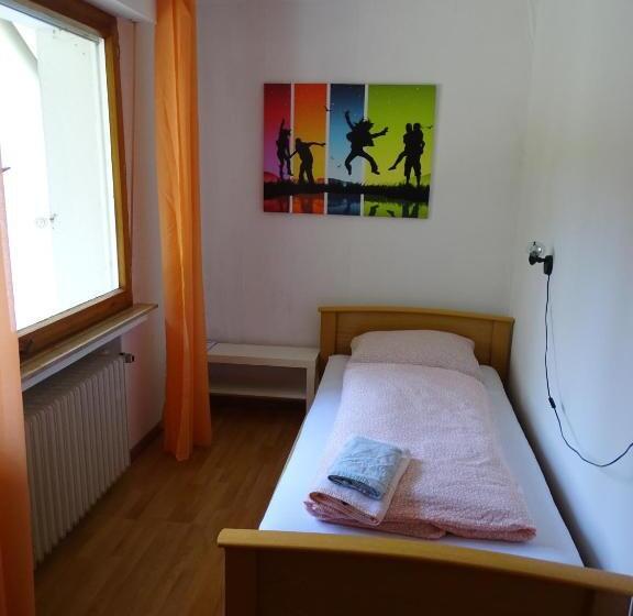 标准单人间, Familie Hotel Kameleon