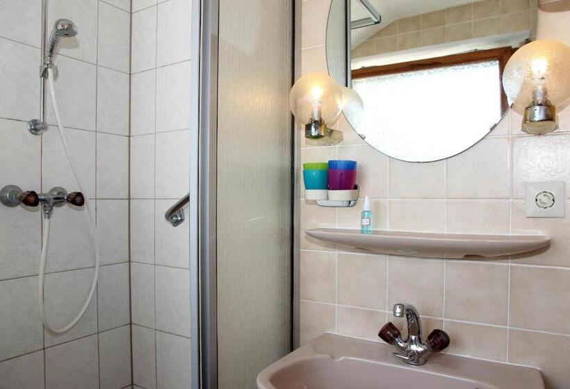 四人标准间, Familie Hotel Kameleon