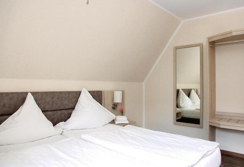 חדר קומפורט, Forsthaus Am Möhnesee