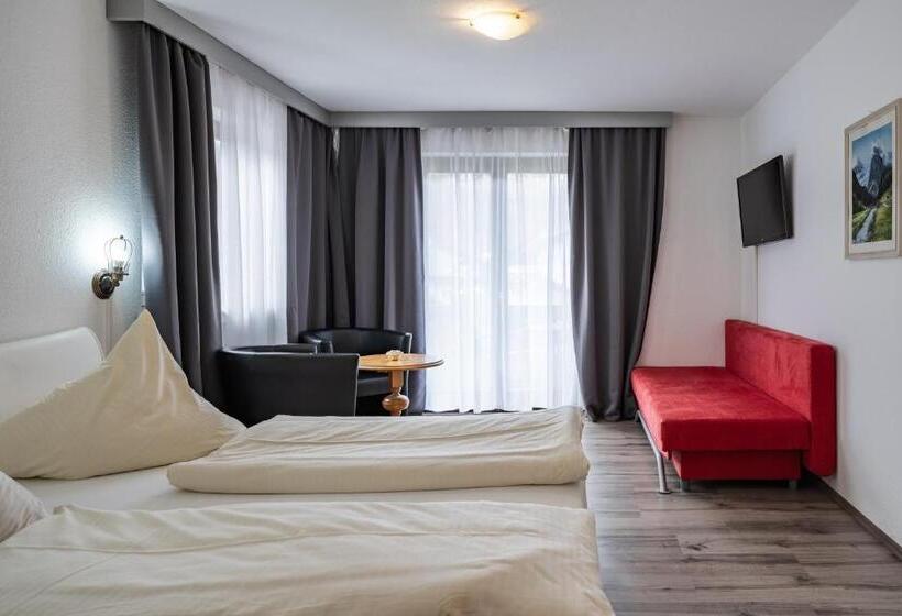 スタンダードルーム, Garni Jägerhof