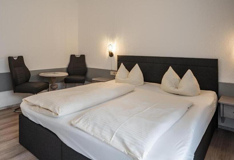 スタンダードルーム, Garni Jägerhof